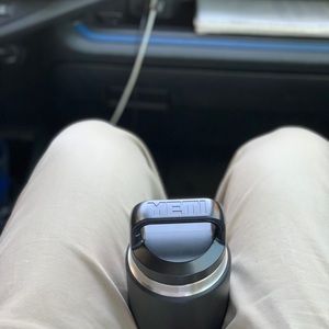 Meet your Posher, Alvin